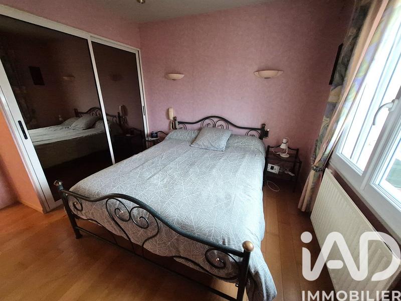 Maison - 92 m² - 5 pièces