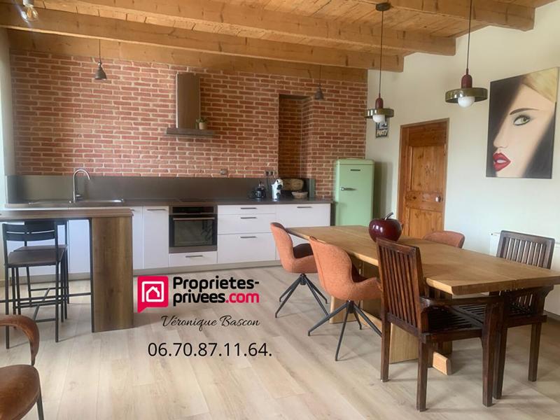 Maison - 210 m² - 8 pièces