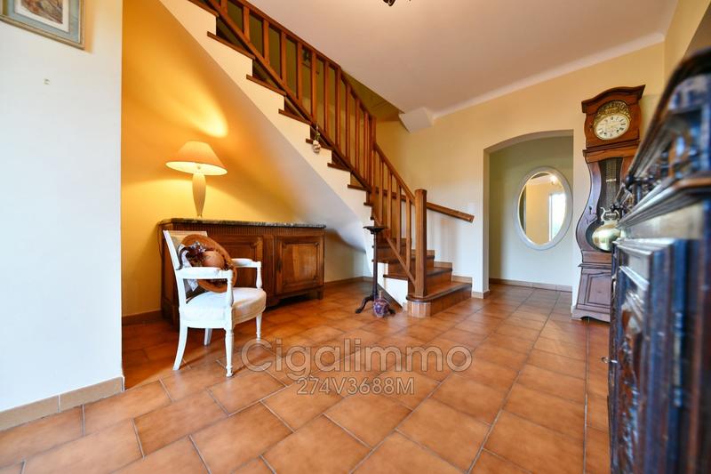 Villa - 190 m² - 9 pièces