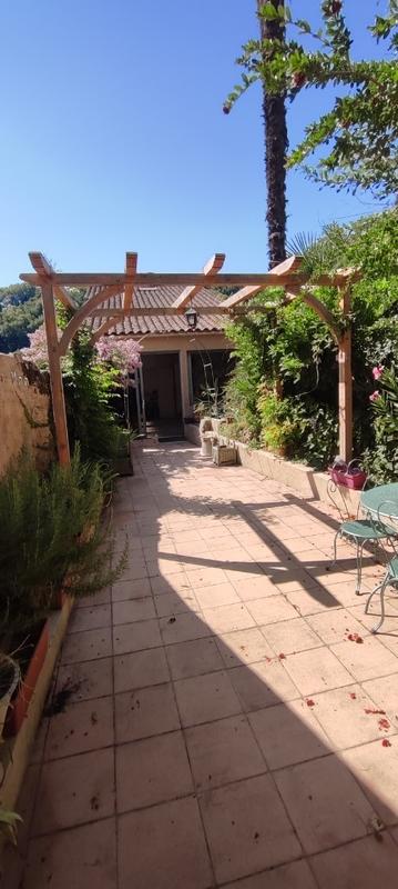 Maison - 147 m² - 6 pièces