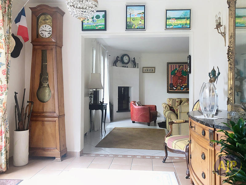 Maison - 137 m² - 6 pièces