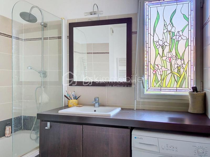 Appartement - 75 m² - 3 pièces