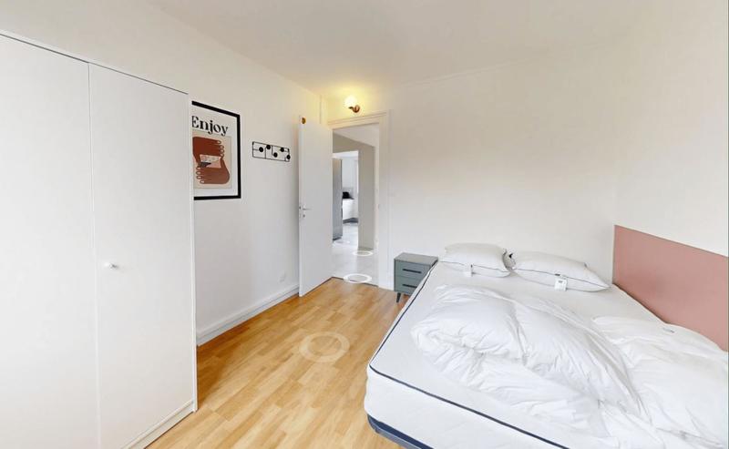 Appartement - 81 m² - 5 pièces