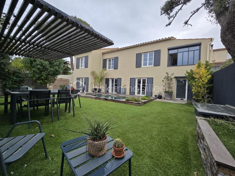 Maison - 135 m² - 6 pièces