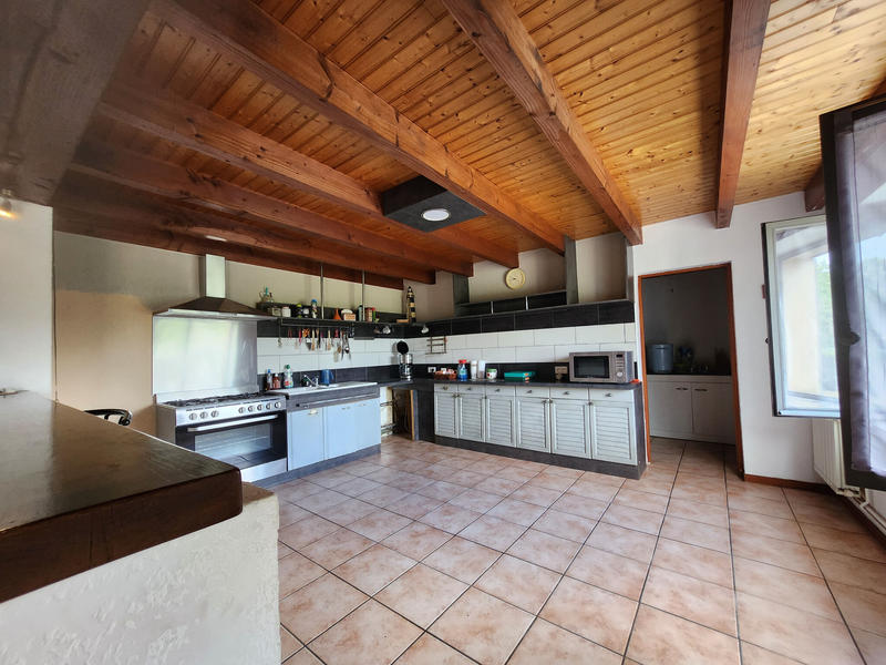 Maison - 142 m² - 5 pièces