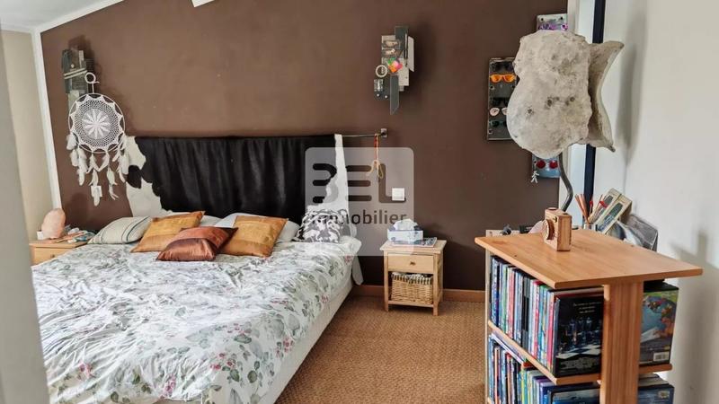 Villa - 198 m² - 6 pièces