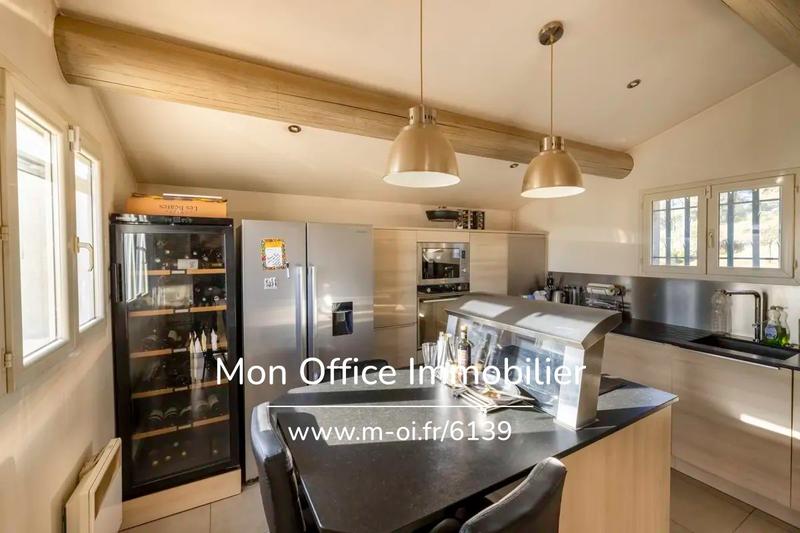 Maison traditionnelle - 107 m² - 4 pièces