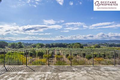 Propriété - 320 m² - 7 pièces