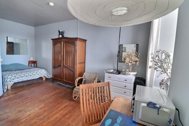 Maison - 100 m² - 6 pièces