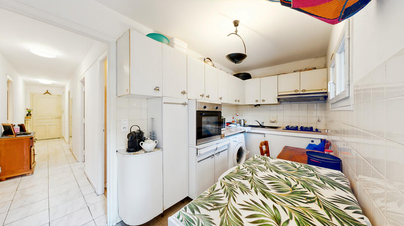 Appartement - 85 m² - 5 pièces