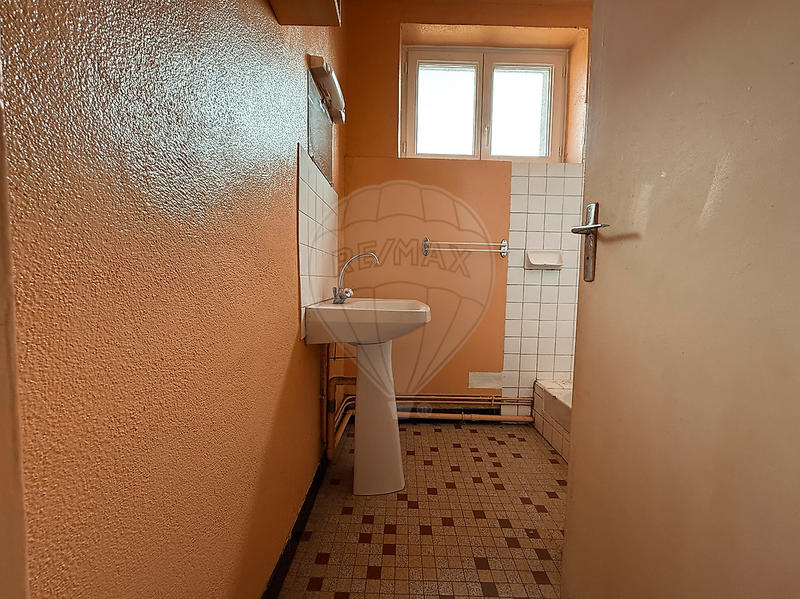 Immeuble - 116 m² - 6 pièces