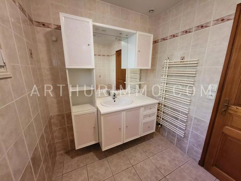 Maison - 104 m² - 4 pièces