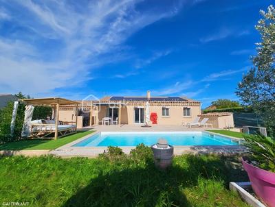 Maison - 100 m² - 4 pièces