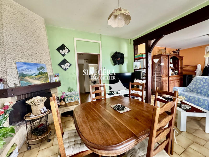 Maison - 90 m² - 4 pièces