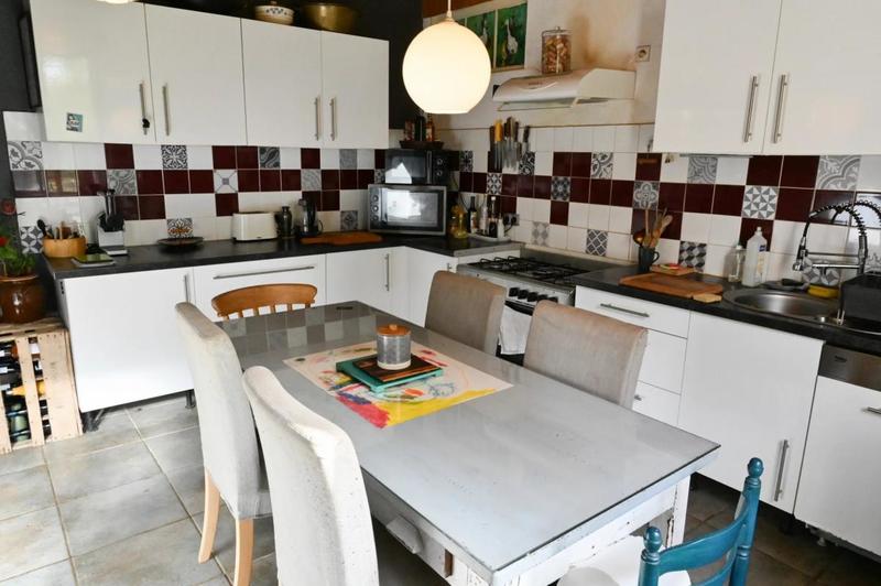 Maison - 143 m² - 7 pièces