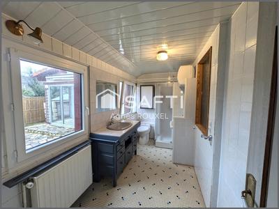 Maison - 84 m² - 4 pièces