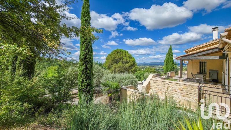 Maison - 160 m² - 8 pièces