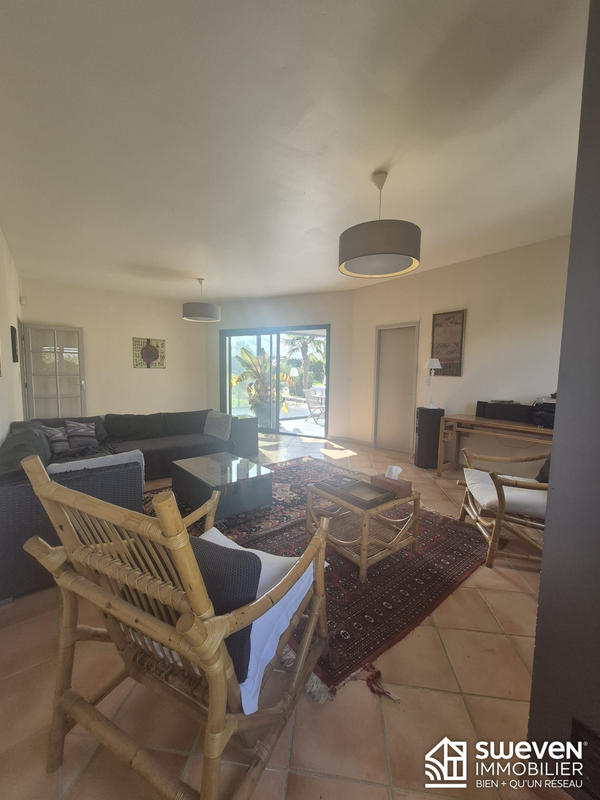 Maison - 191 m² - 7 pièces