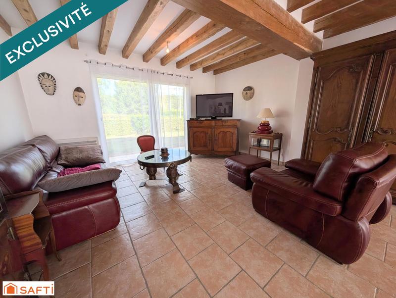 Maison - 243 m² - 9 pièces