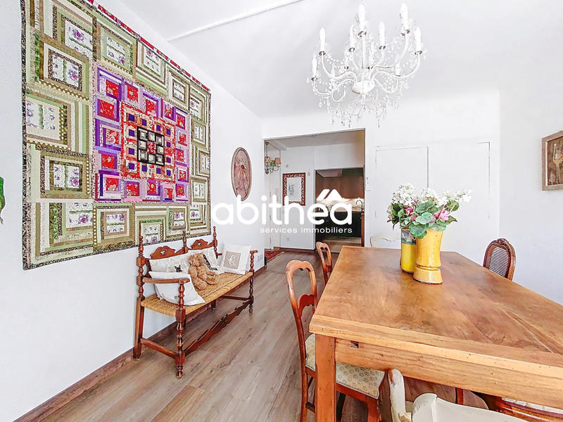 Appartement - 161 m² - 4 pièces