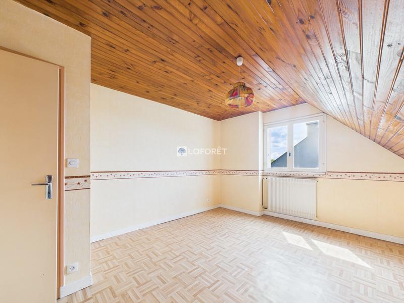 Maison - 127 m² - 7 pièces