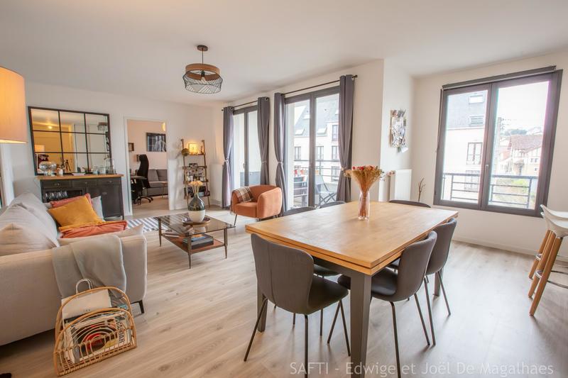 Appartement - 86 m² - 4 pièces