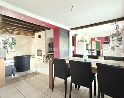 Maison - 160 m² - 7 pièces