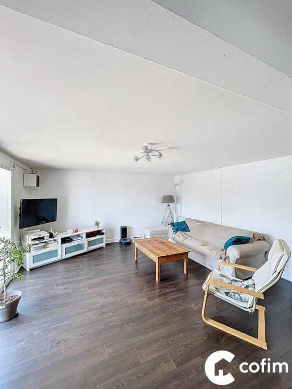 Appartement - 79 m² - 3 pièces