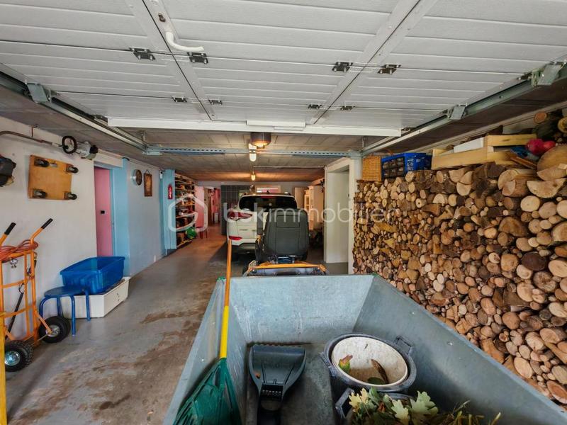 Maison - 269 m² - 8 pièces