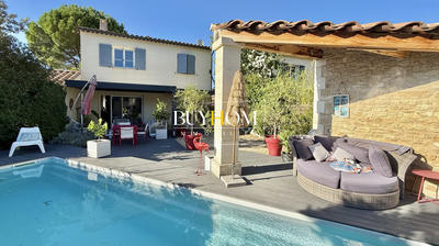 Maison - 87 m² - 4 pièces