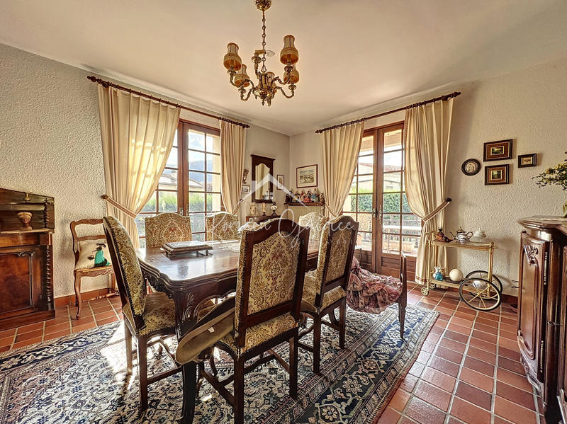 Maison - 92 m² - 4 pièces