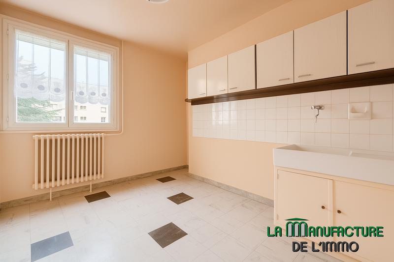 Appartement - 70 m² - 4 pièces