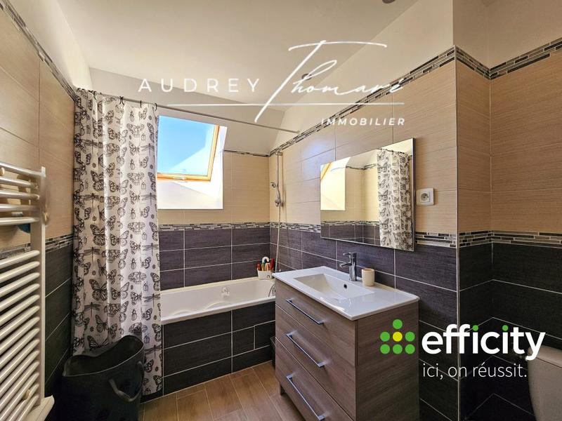 Maison - 139 m² - 6 pièces