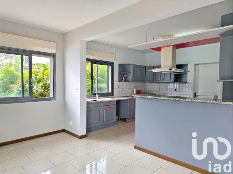 Maison - 180 m² - 5 pièces