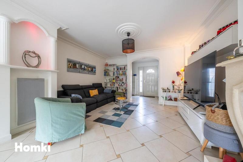 Maison - 131 m² - 6 pièces