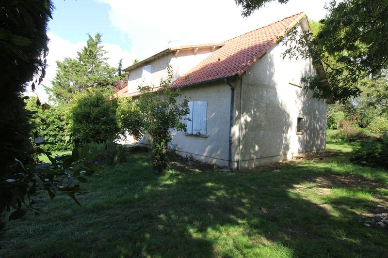 Maison - 164 m² - 8 pièces