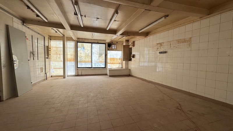 Local commercial - 133 m²