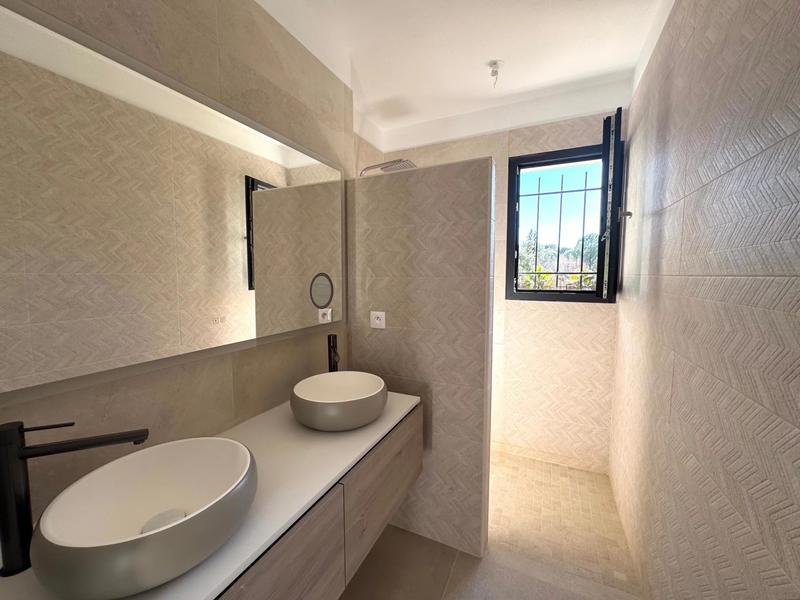 Villa - 144 m² - 6 pièces