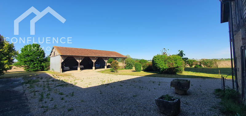 Maison - 203 m² - 7 pièces