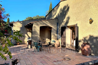 Villa - 101 m² - 4 pièces