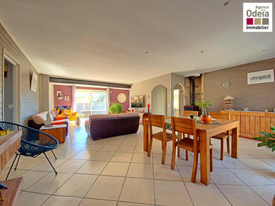 Maison - 143 m² - 5 pièces