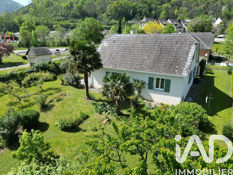 Maison - 92 m² - 4 pièces