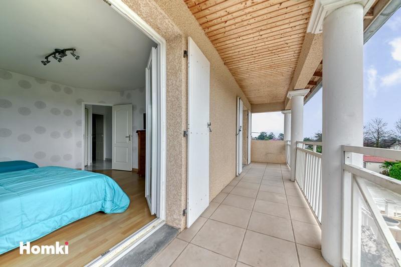 Maison - 140 m² - 6 pièces