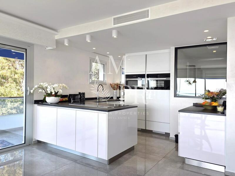 Appartement - 82 m² - 3 pièces