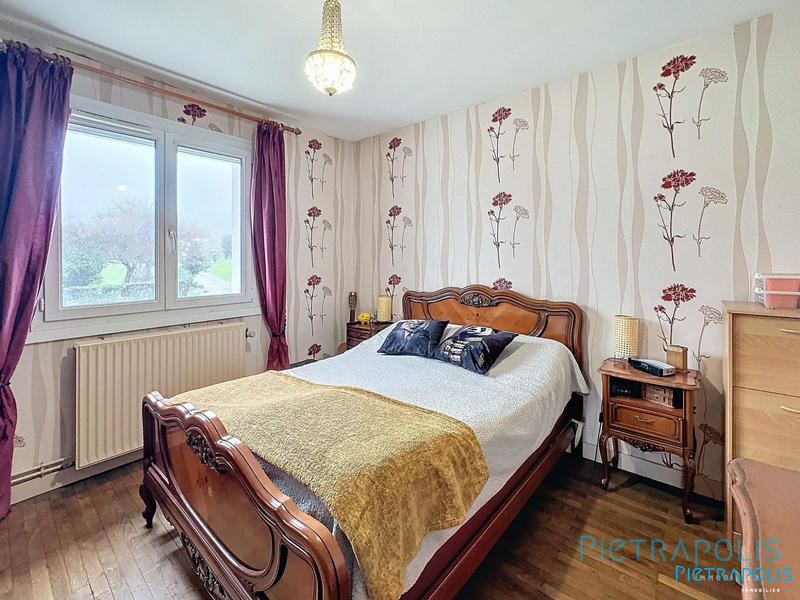 Maison - 128 m² - 7 pièces