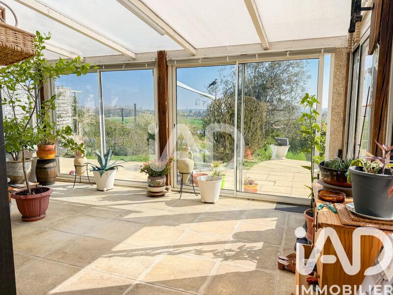 Maison - 152 m² - 6 pièces