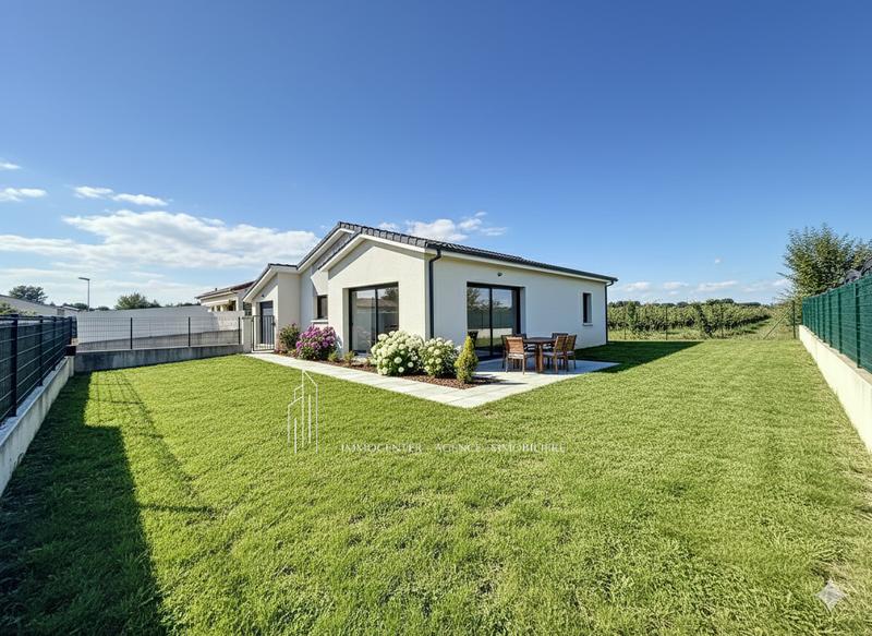 Maison - 100 m² - 4 pièces