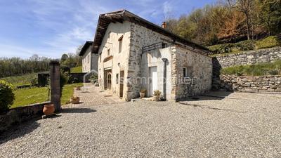 Mas - 473 m² - 12 pièces