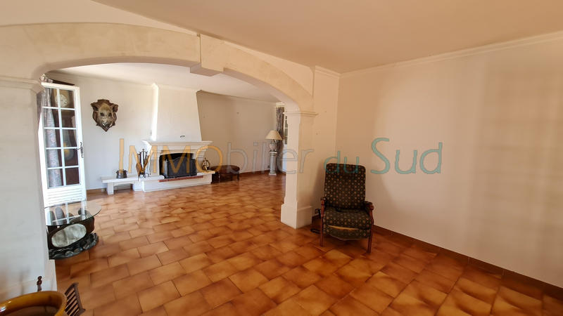 Maison - 220 m² - 8 pièces