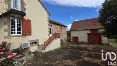 Maison - 215 m² - 9 pièces